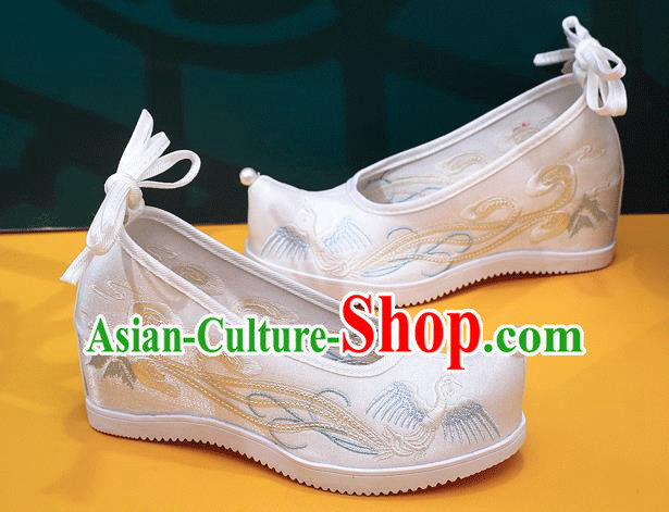 China Handmade Folk Dance Wedge Shoes Embroidered Phoenix Shoes Traditional Hanfu White Satin Shoes