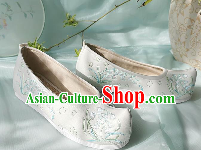 China Classical Dance Shoes Traditional Hanfu Embroidered Shoes Ancient Young Lady Shoes