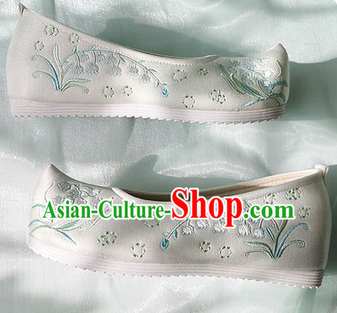 China Classical Dance Shoes Traditional Hanfu Embroidered Shoes Ancient Young Lady Shoes
