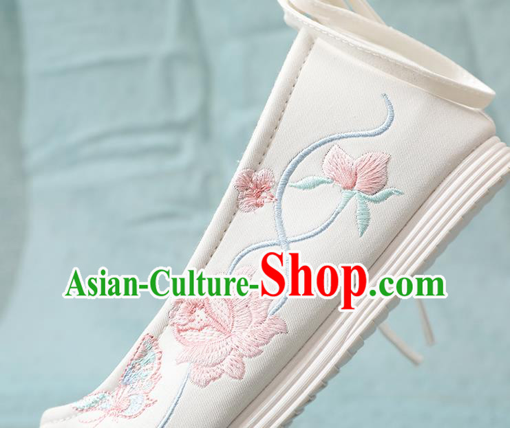 China Traditional Bow Shoes Embroidery White Cloth Shoes Ming Dynasty Female Shoes