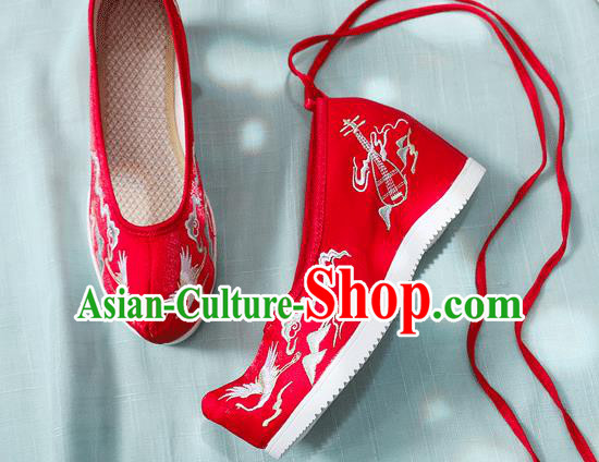 China Red Embroidered Cloud Crane Shoes Traditional Wedding Bride Shoes Handmade Wedge Shoes