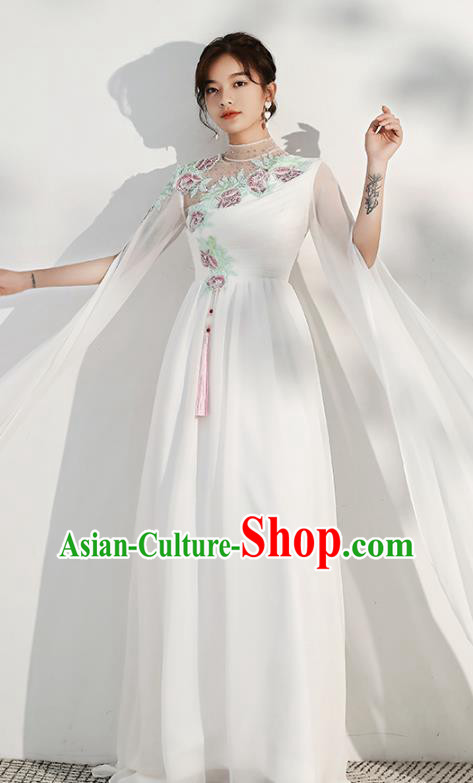 China Solo Performance White Full Dress Woman Modern Dance Costume Catwalks Clothing