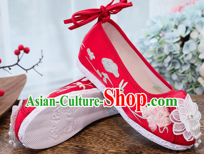 China Embroidered Lotus Shoes Handmade Folk Dance Shoes Traditional Wedding Lace Flower Shoes