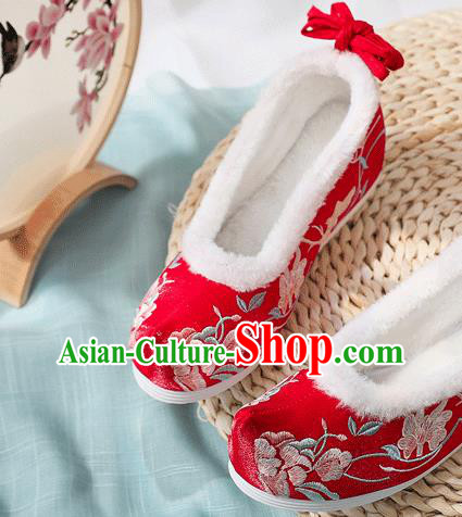 China National Winter Cotton Shoes Handmade Red Cloth Hanfu Shoes Traditional Wedding Embroidered Shoes
