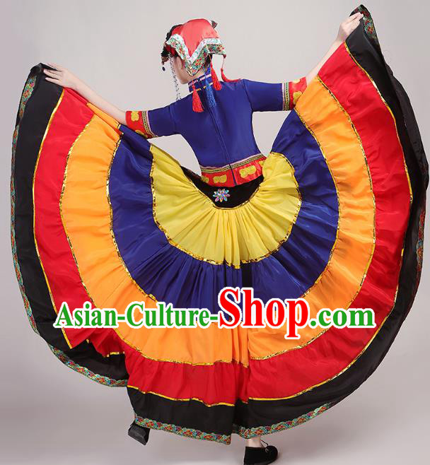 China Yi Nationality Folk Dance Costumes Yi Minority Torch Festival Dress Traditional Guangxi Ethnic Performance Outfits and Hat