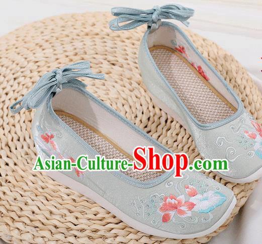 China Embroidered Light Green Cloth Shoes Traditional Shoes Folk Dance Platform Shoes