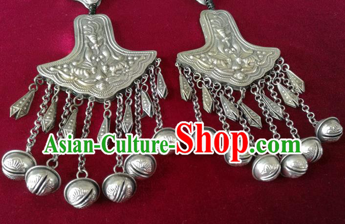 China Traditional Cheongsam Wedding Ear Accessories Ethnic Woman Silver Bells Tassel Earrings