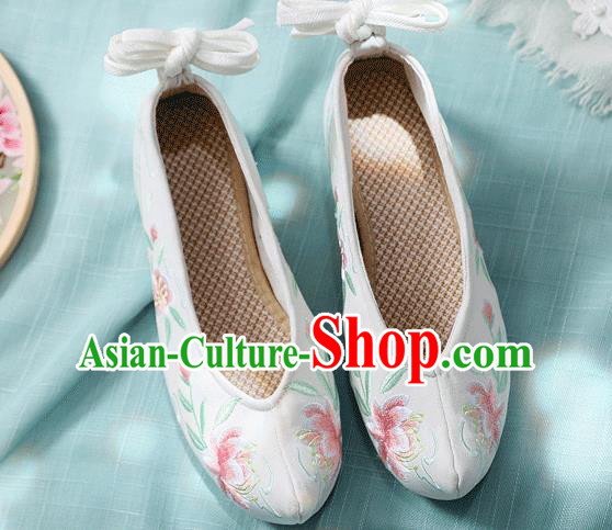 China Folk Dance White Cloth Shoes Embroidered Peach Blossom Shoes Traditional Hanfu Bow Shoes