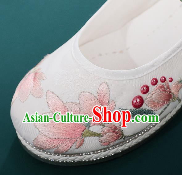 Chinese Traditional Hanfu White Cloth Shoes Classical Dance Shoes Embroidery Mangnolia Shoes