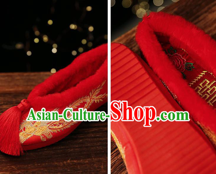 Chinese Winter Bride Shoes Classical Wedding Red Shoes Traditional Xiuhe Embroidered Phoenix Shoes