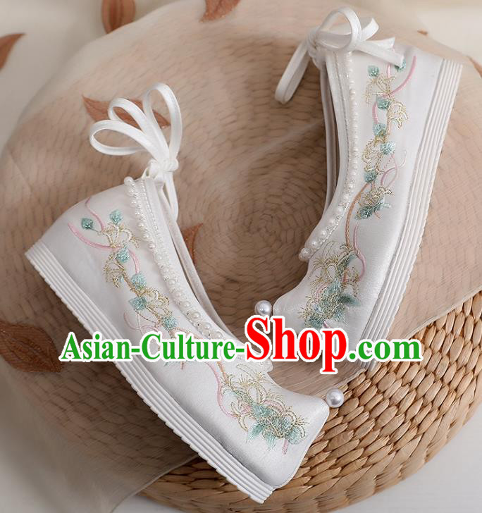 China Traditional Song Dynasty Princess Shoes Ancient Hanfu Shoes Embroidery Pearls Shoes
