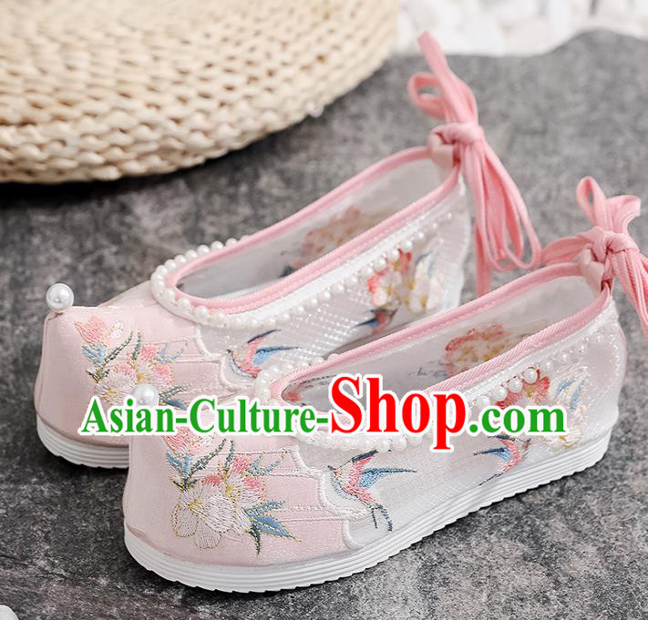 Chinese Traditional Folk Dance Pink Cloth Shoes Classical Embroidered Shoes National Woman Summer Shoes