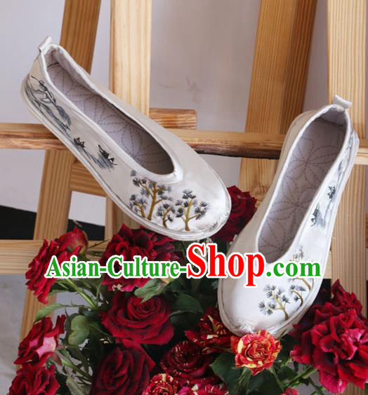 Chinese Traditional National Strong Cloth Soles Shoes Ethnic Woman Shoes Hand Embroidered Satin Shoes