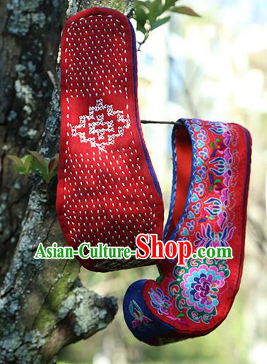 Chinese Yi Nationality Wedding Shoes Handmade Embroidered Red Cloth Shoes Traditional Ethnic Bride Shoes