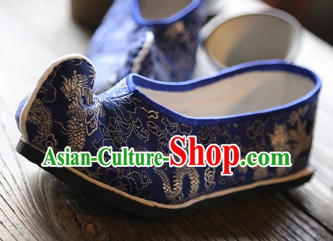 Chinese Traditional Yunnan Ethnic Wedding Shoes Classical Dragon Pattern Brocade Shoes Handmade Royalblue Shoes