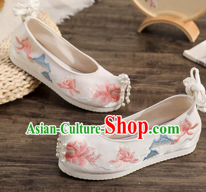 China Traditional Hanfu Beads Toe Shoes Ancient Ming Dynasty Embroidered Shoes Princess Shoes