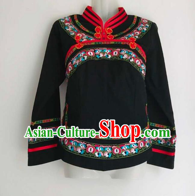 Chinese Puyi Nationality Black Blouse Guizhou Ethnic Top Garment Bouyei Minority Embroidered Shirt Clothing