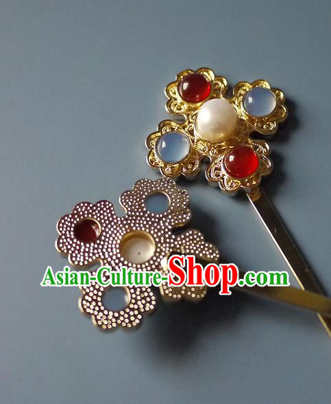 Chinese Ancient Queen Golden Hairpin Traditional Ming Dynasty Empress Gems Hair Stick
