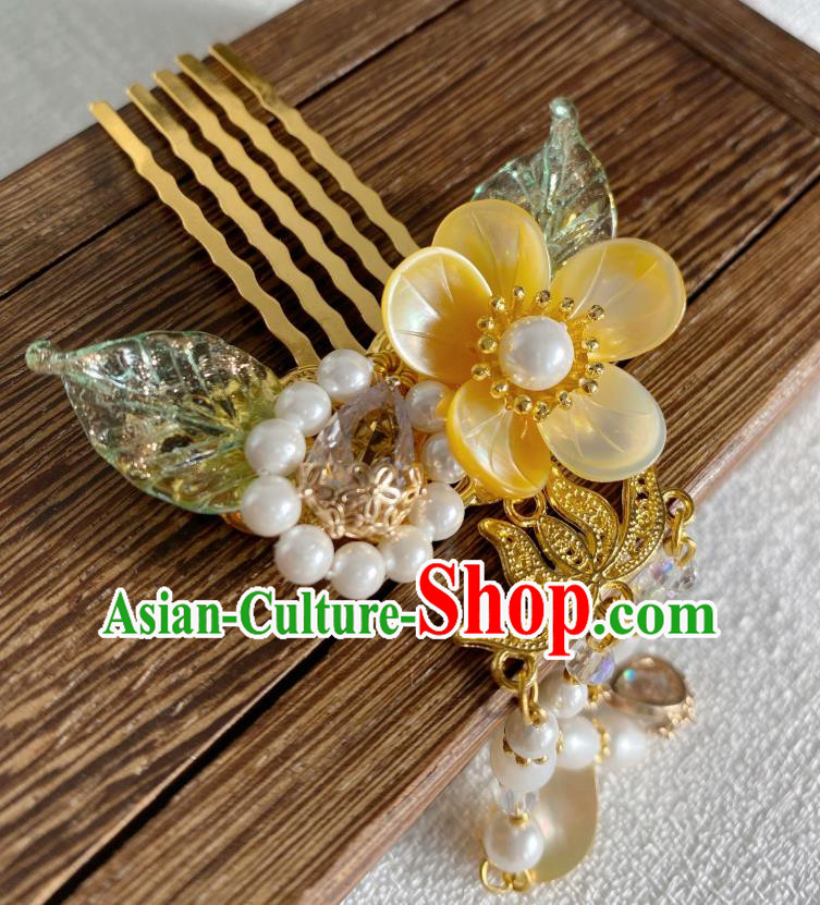 Chinese Ancient Palace Lady Tassel Hairpin Traditional Ming Dynasty Yellow Shell Plum Hair Comb