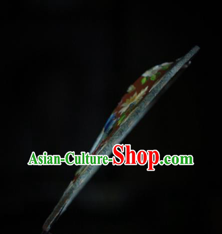 China Classical Red Silk Palace Fan Traditional Wedding Fan Handmade Embroidered Chrysanthemum Peony Fan
