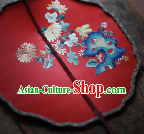 China Classical Red Silk Palace Fan Traditional Wedding Hanfu Fan Handmade Embroidered Chrysanthemum Fan