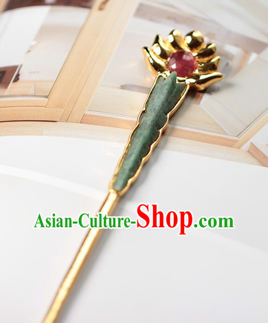 China Handmade Jadeite Hairpin Traditional Cheongsam Hair Accessories Ancient Queen Golden Hair Stick