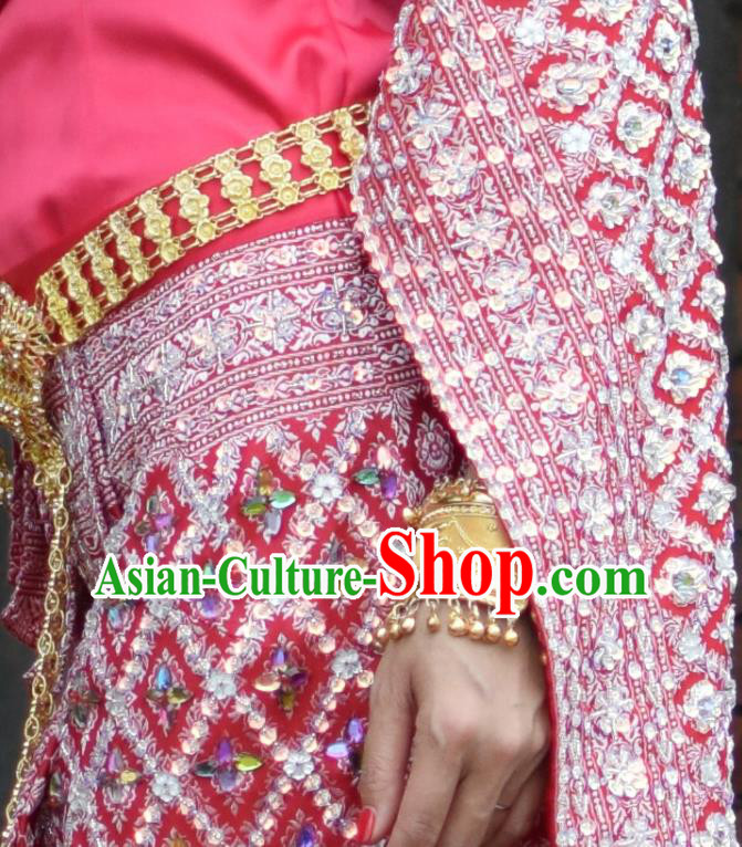 Traditional Thailand Rosy Blouse and Skirt Bride Dress Clothing Asian Thai Wedding Uniforms