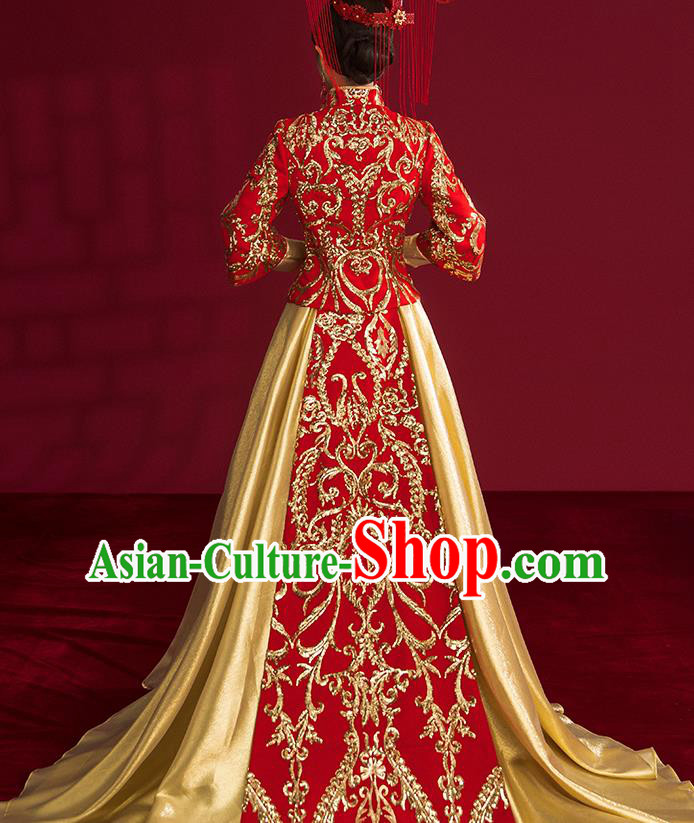 China Traditional Wedding Costumes Ancient Bride Embroidered Red Xiuhe Suits