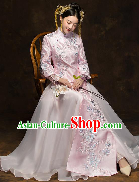 China Traditional Toast Embroidered Pink Dress Wedding Xiuhe Suits Classical Bride Costumes