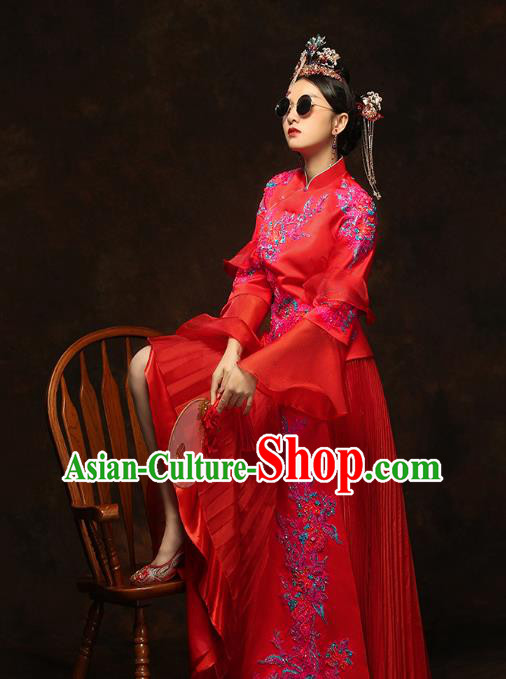 China Classical Bride Drilling Costumes Traditional Embroidery Toast Dress Wedding Red Xiuhe Suits