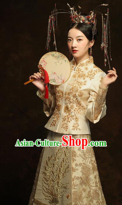 China Traditional Bride Costumes Wedding Toast Dress Classical Embroidered Phoenix Golden Xiuhe Suits