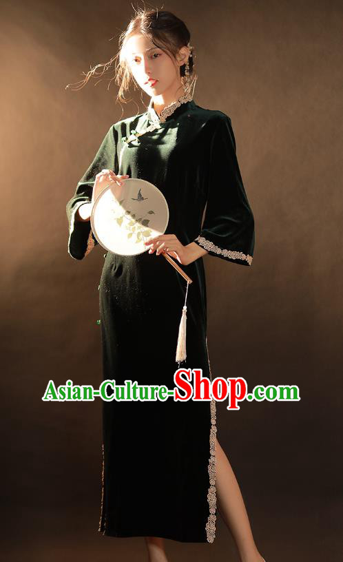 China Traditional Atrovirens Velvet Qipao Dress National Young Woman Classical Dance Cheongsam