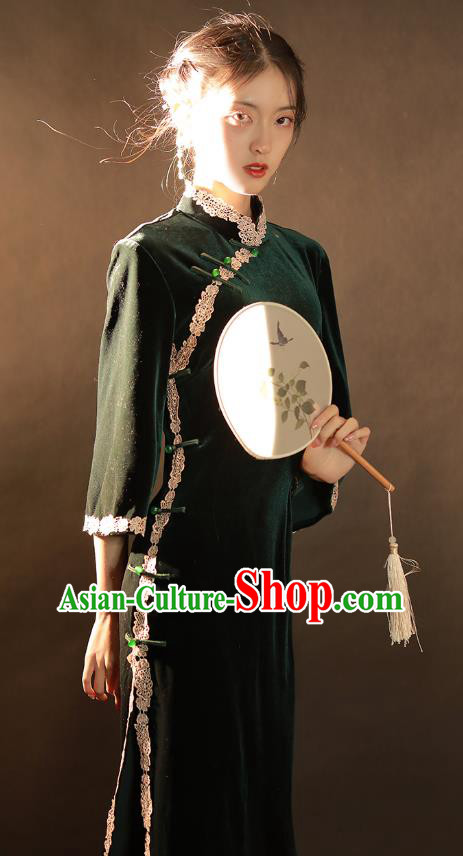 China Traditional Atrovirens Velvet Qipao Dress National Young Woman Classical Dance Cheongsam