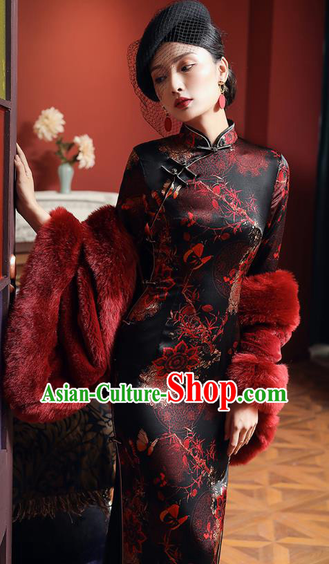China Traditional Minguo Young Woman Black Silk Qipao Dress Classical Shanghai Cheongsam