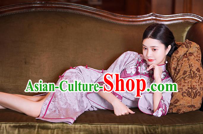 China Classical Embroidered Lilac Silk Cheongsam Traditional Minguo Mandarin Sleeve Qipao Dress
