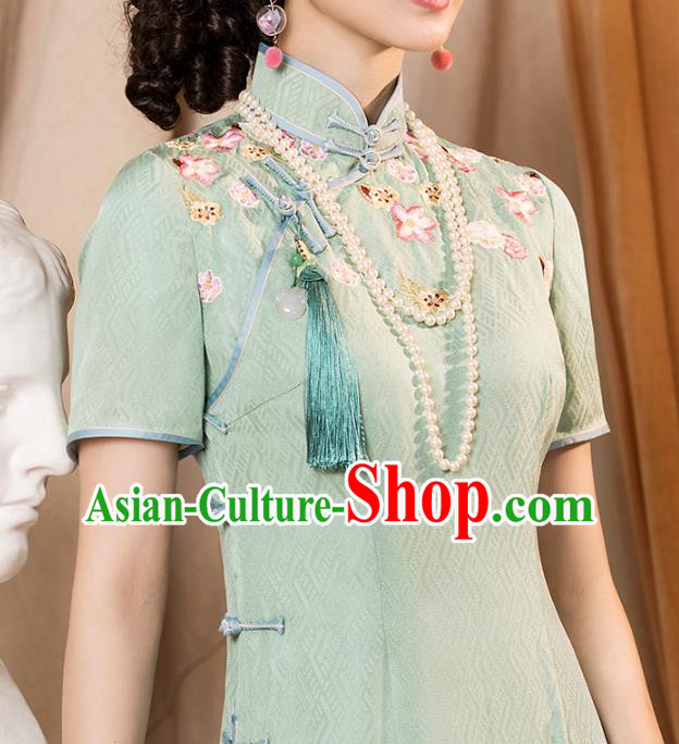 China Classical Shanghai Cheongsam Traditional Minguo Printing Flowers Light Green Qipao Dress