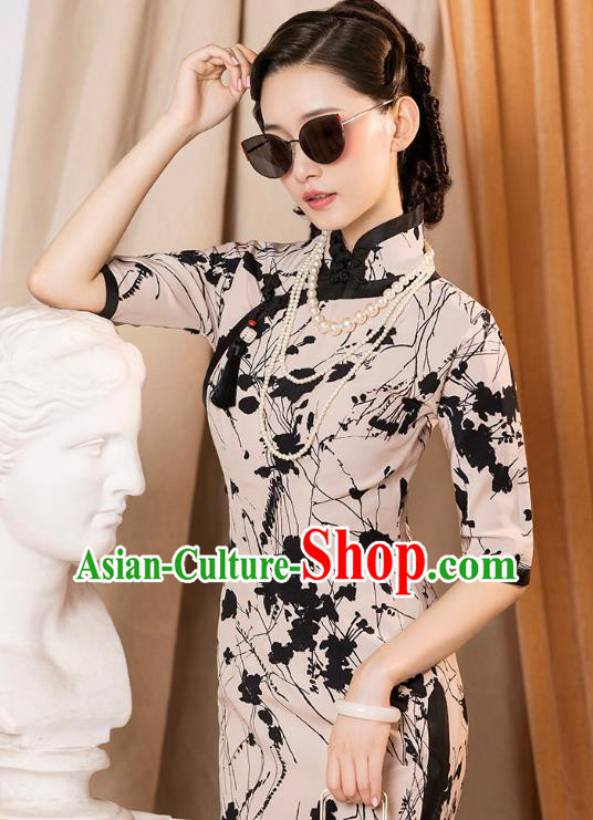 China Classical Apricot Silk Cheongsam Traditional Minguo Old Shanghai Slant Opening Qipao Dress