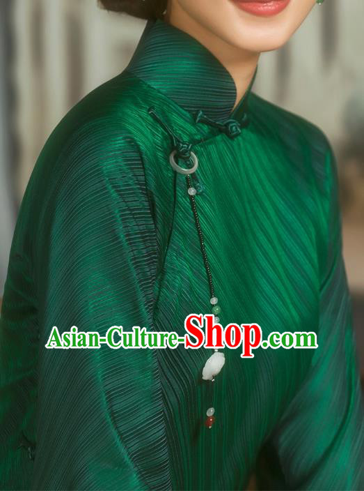 China Classical Green Silk Cheongsam Traditional Minguo Shanghai Woman Wide Sleeve Qipao Dress