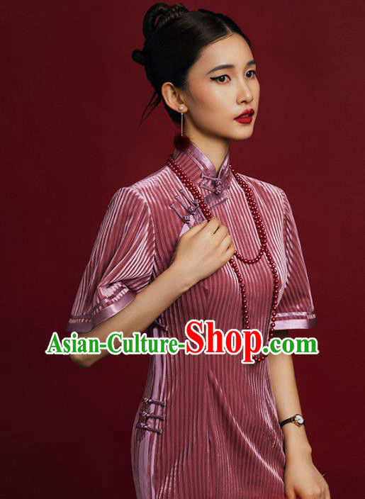 China Traditional Minguo Shanghai Beauty Qipao Dress Classical Young Lady Pink Velvet Cheongsam