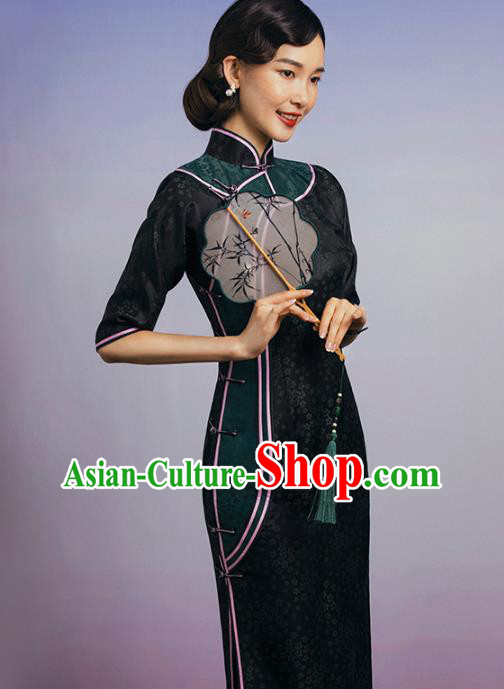 China Classical Plum Pattern Dark Green Silk Cheongsam Traditional Minguo Shanghai Qipao Dress