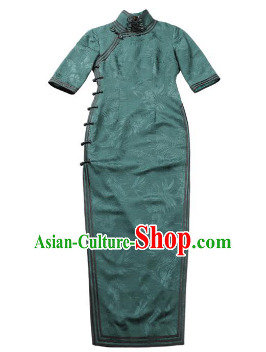 China Classical Stand Collar Cheongsam Traditional Minguo Shanghai Lady Green Silk Qipao Dress