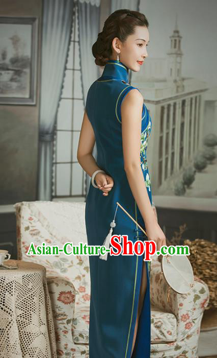 China Classical Embroidered Mangnolia Cheongsam Traditional Minguo Shanghai Blue Silk Qipao Dress