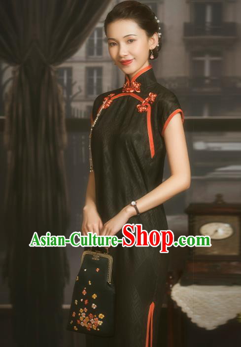 China Classical Stand Collar Cheongsam Traditional Minguo Shanghai Woman Black Silk Qipao Dress
