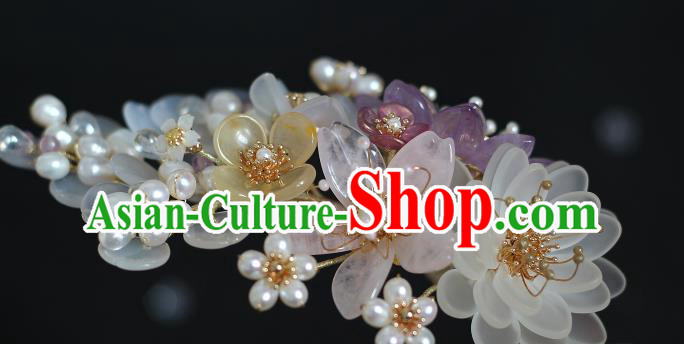 China Ming Dynasty White Chalcedony Hair Stick Traditional Hanfu Headpiece Ancient Princess Pearls Hairpin
