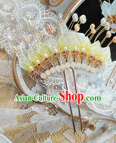 China Handmade Ancient Princess Yellow Flower Petals Hairpin Traditional Ming Dynasty Hair Stick