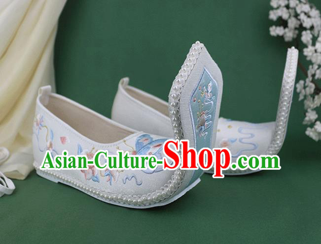 Chinese Traditional Zhou Dynasty Hanfu Shoes Ancient Princess Shoes Embroidered Butterfly White Cloth Shoes