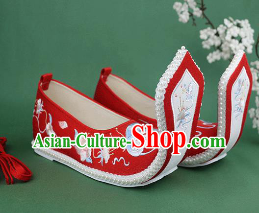 Chinese Ancient Princess Wedding Shoes Embroidered Butterfly Red Cloth Shoes Traditional Zhou Dynasty Hanfu Shoes