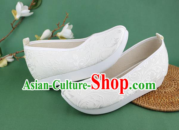 Chinese Ancient Princess Shoes White Brocade Shoes Traditional Ming Dynasty Hanfu Shoes