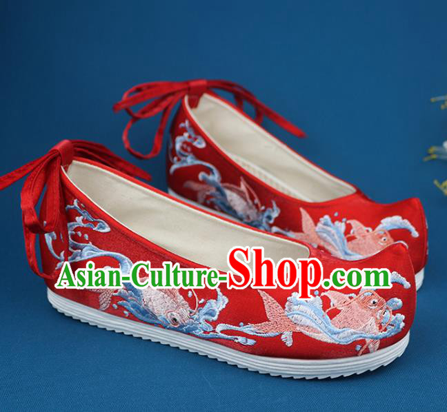 Chinese Ming Dynasty Embroidered Carps Shoes Handmade Red Cloth Shoes Ancient Princess Shoes Traditional Wedding Shoes