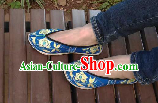 Chinese National Blue Cloth Shoes Traditional Dance Shoes Yunnan Ethnic Embroidered Shoes